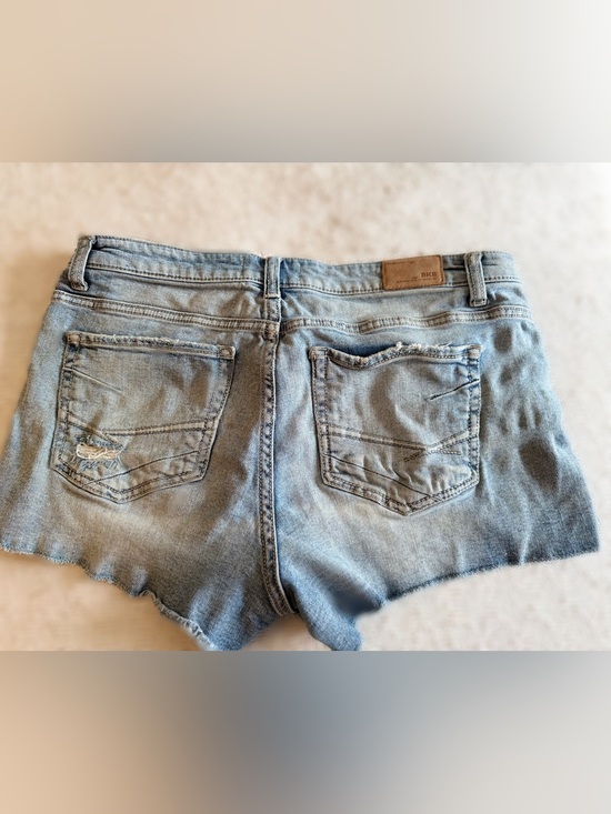 BKE Pants - BUCKLE BKE Payton Shorts-  Light Blue Denim - Women’s SIZE 30